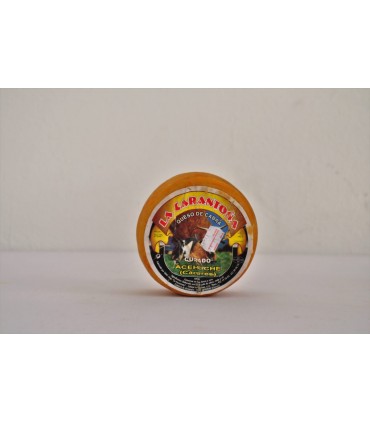 queso de cabra al pimentón de Aceuche  "la carantoña".