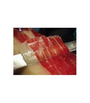 Jamón ibérico de bellota cortado a cuchillo